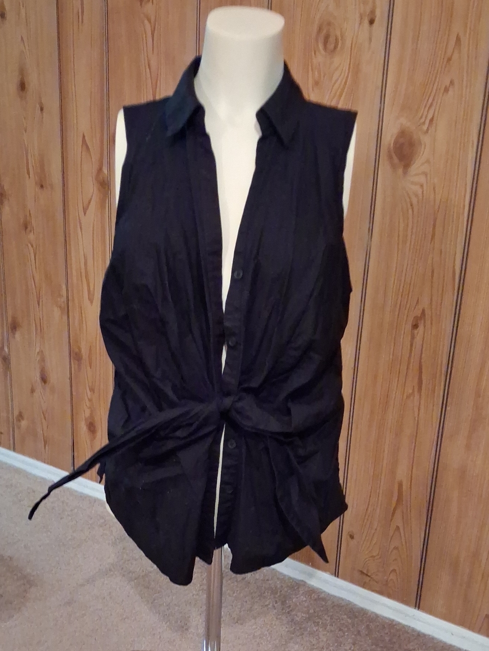 Nine West Black Sleeveless Button-Down Tie-Front Top